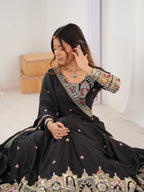 Lehenga Raatrani