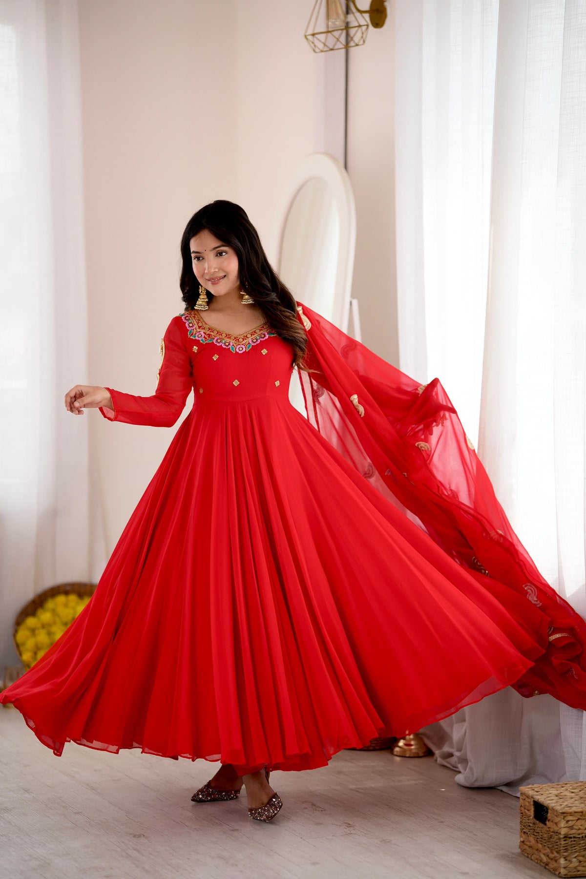 Robe Anarkali Ishq